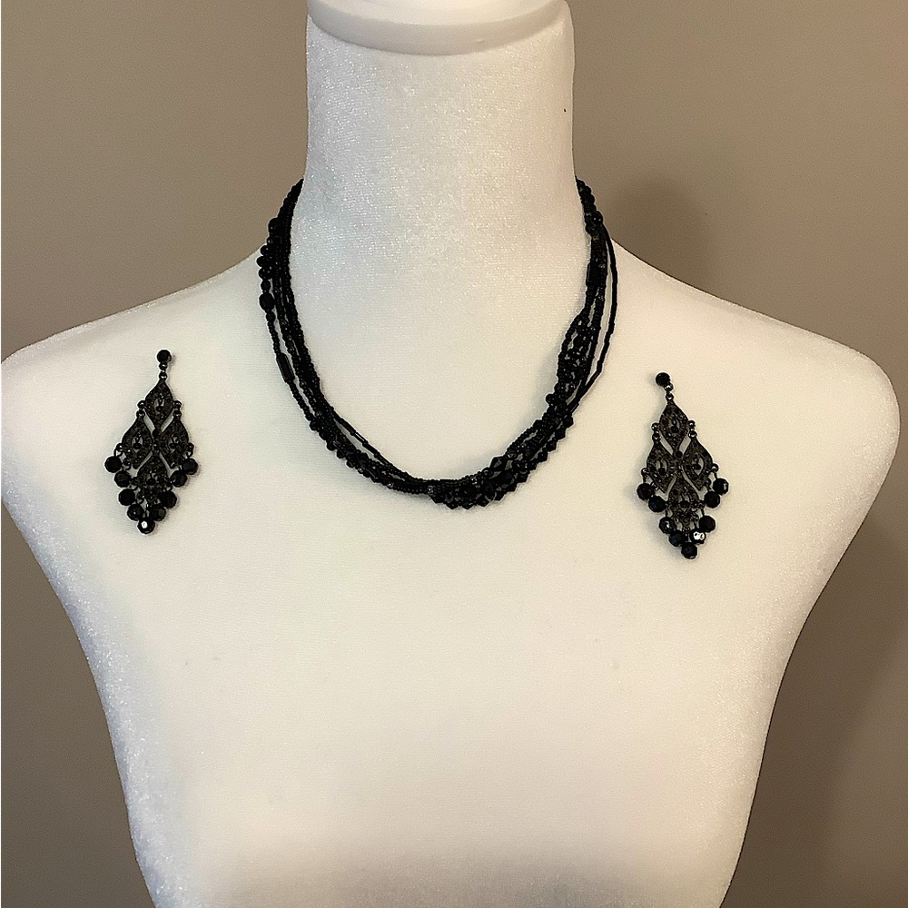 Black bead necklaces and drop earrings